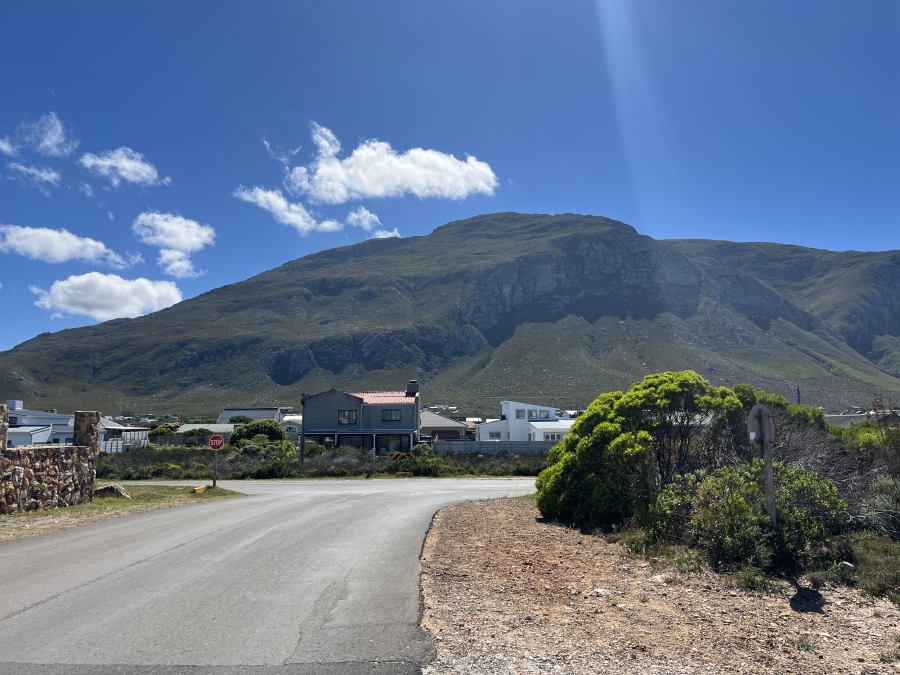 To Let 2 Bedroom Property for Rent in Bettys Bay Western Cape
